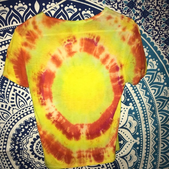 Tie die t-shirt - Picture 2 of 4
